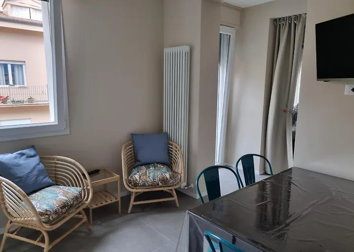 Residenza Azzurra * Каттолика