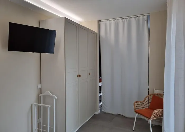 Residenza Azzurra 카톨리카